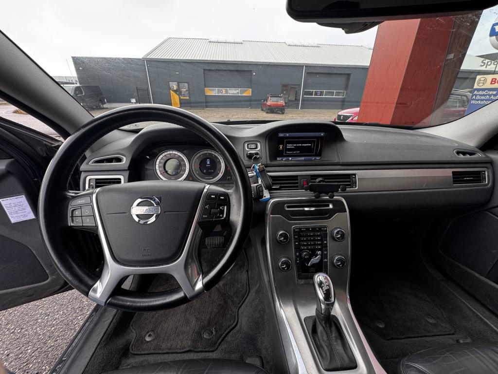 Volvo V70 1.6 t4 nordic | automaat | trekhaak | leer | nav