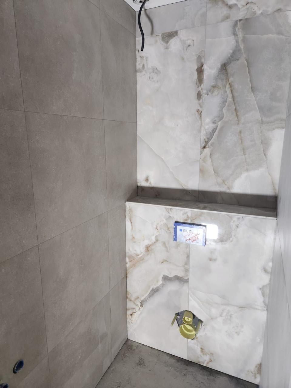 Tegelzetter nodig? Bel/app: 06 21937244 of Mail: jvbtegelzetter@gmail.com