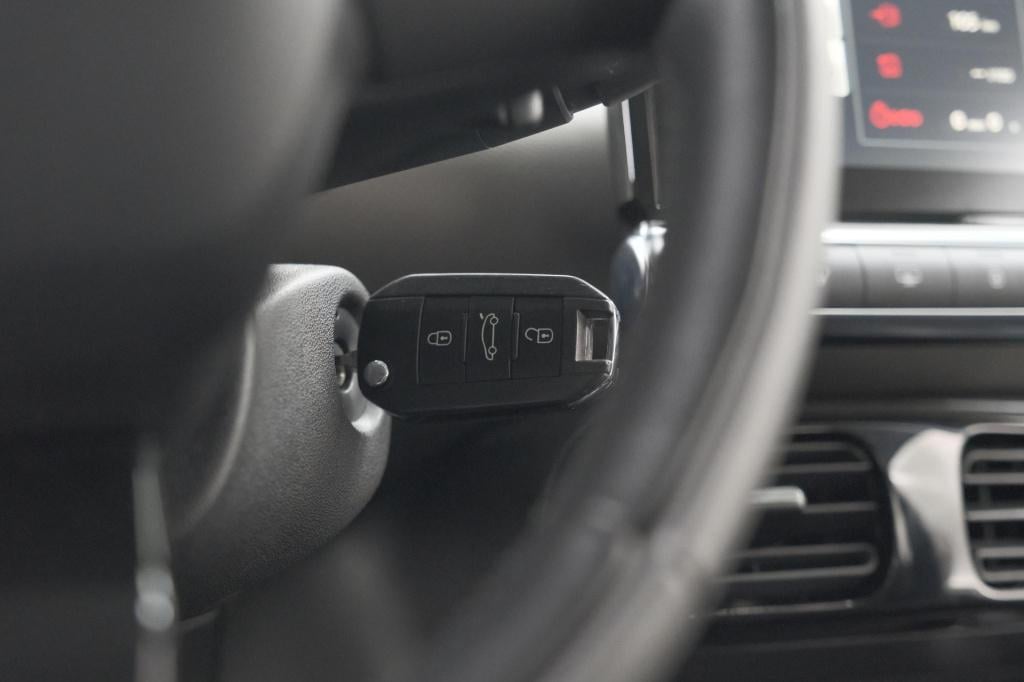 Citroen C4 Cactus 1.2 e-vti feel | automaat | navigatie | 17 inch lichtmeta