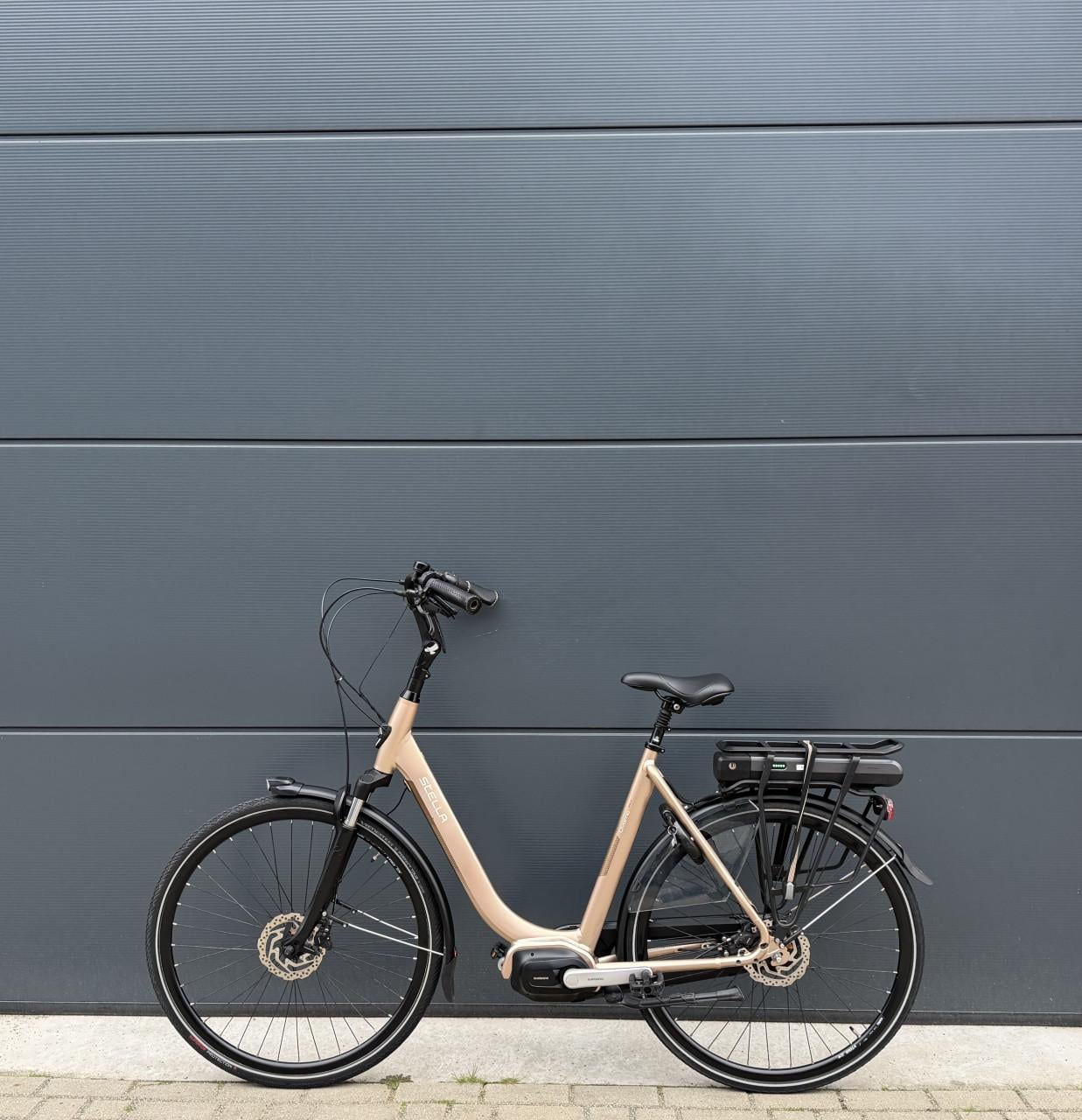 Stella Livorno middenmotor elektrische fiets 500WH!