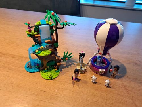 Goede staat LEGO Friends Jungle Reddingsactie met luchtballon 41423