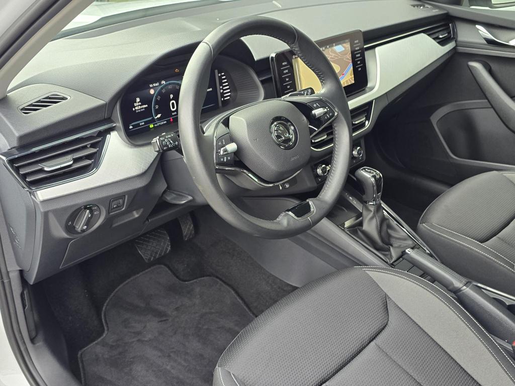 Skoda Kamiq 1.0 tsi selection virtual cockpit carplay navigatie pdc v+a sto