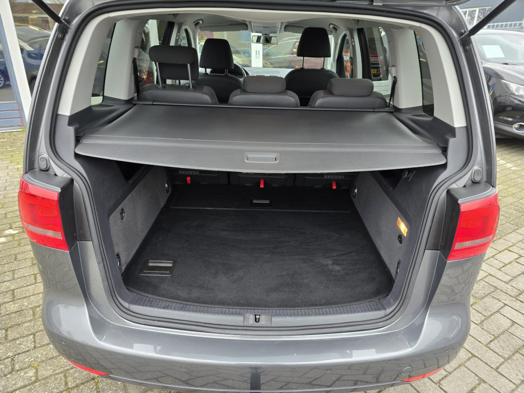 Volkswagen Touran 1.4 tsi comfortline automaat!