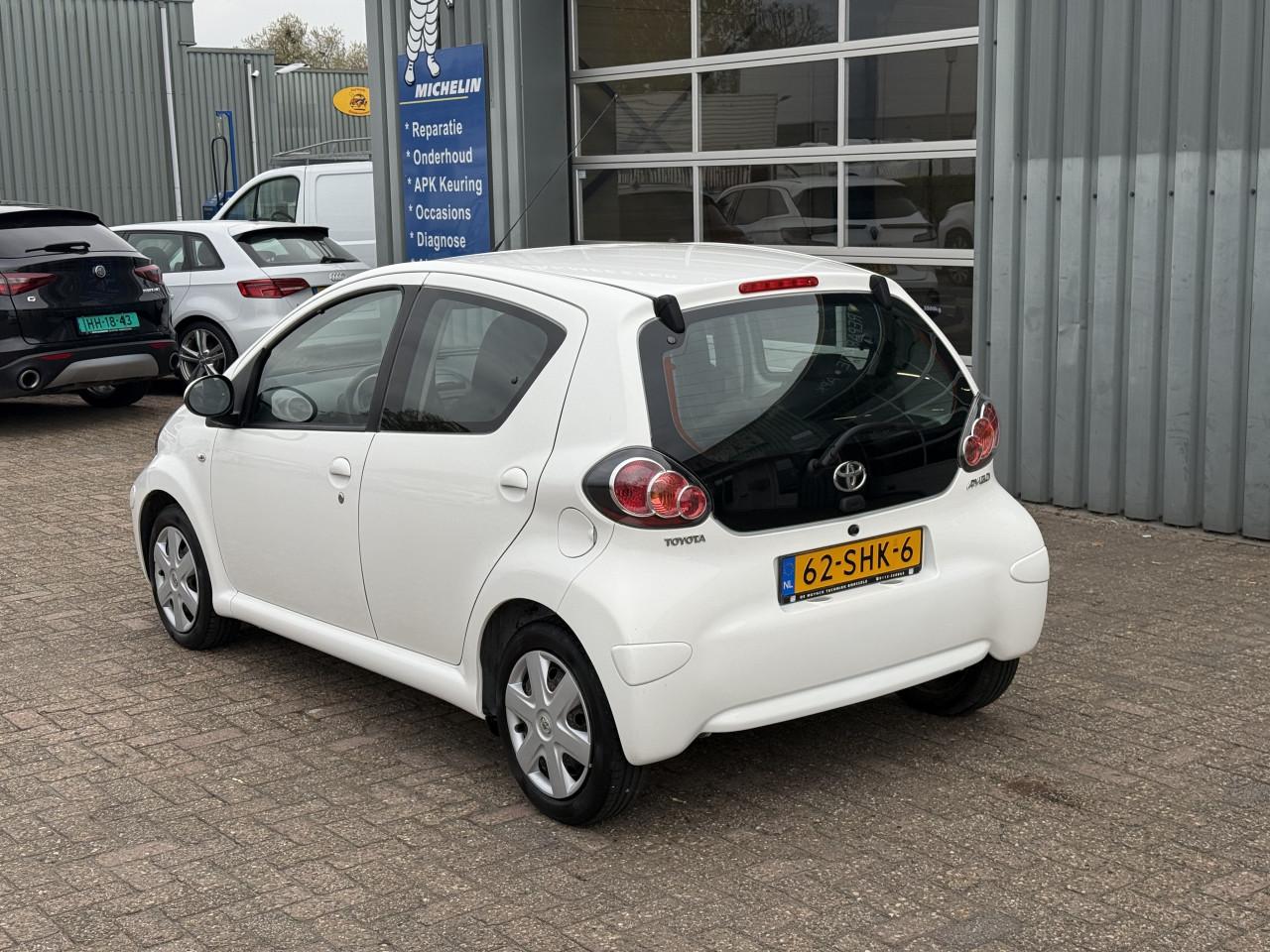Toyota Aygo - 1.0-12V Comfort | Automaat | Airco | 5 deurs