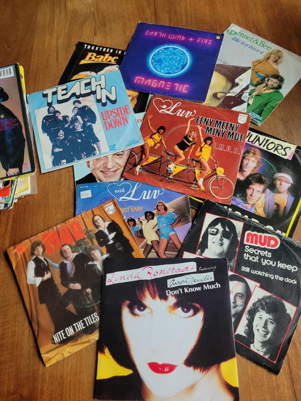 80 singles in goede staat!