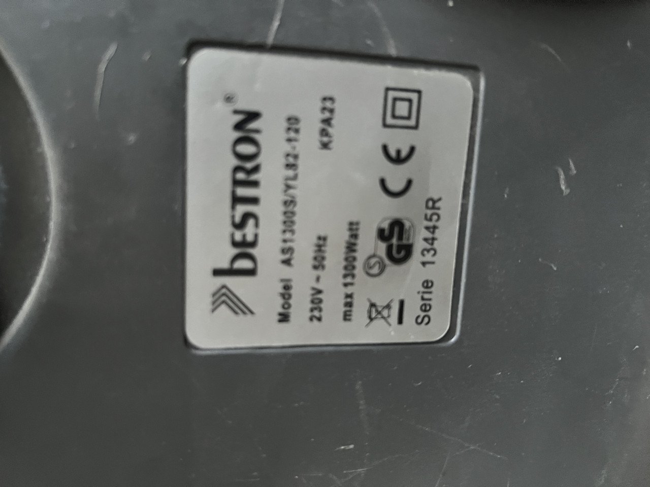 Bestron Compacto Stofzuiger 1300w als nieuw weinig gebruikt