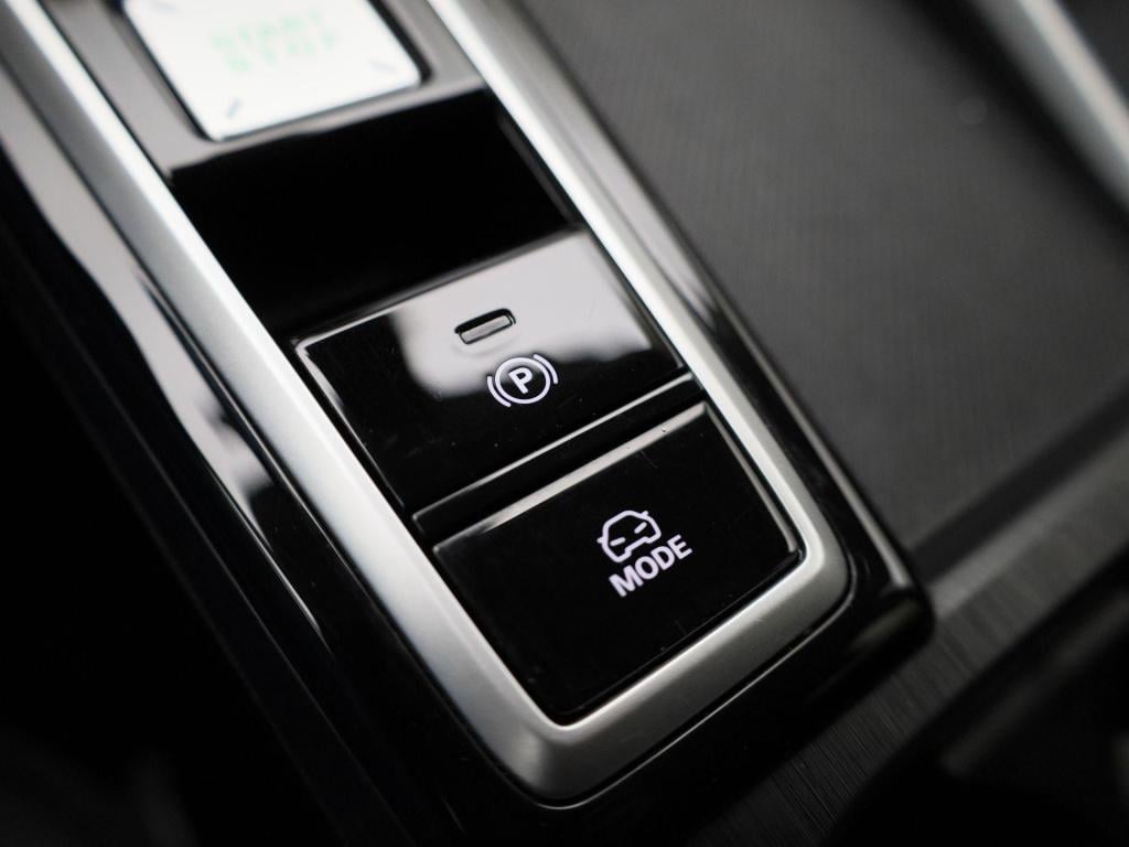 MG ZS mg hybrid+ 1.5 hybrid+ luxury