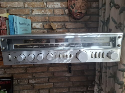 Vintage Onkyo TX 3000 receiver