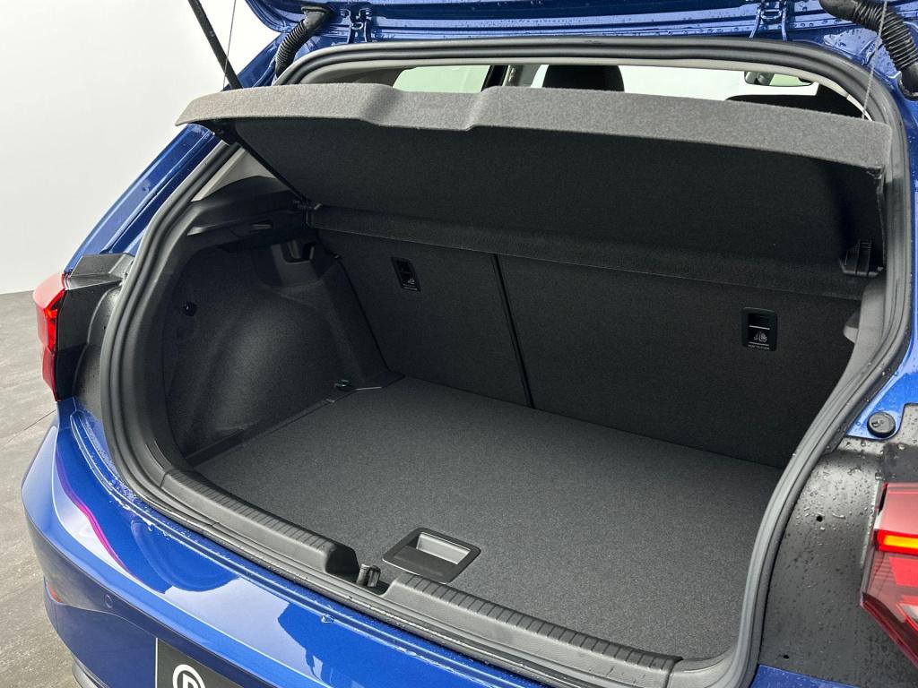 Volkswagen Polo life edition 1.0 tsi 70 kw / 95 pk hatchback 5 ver