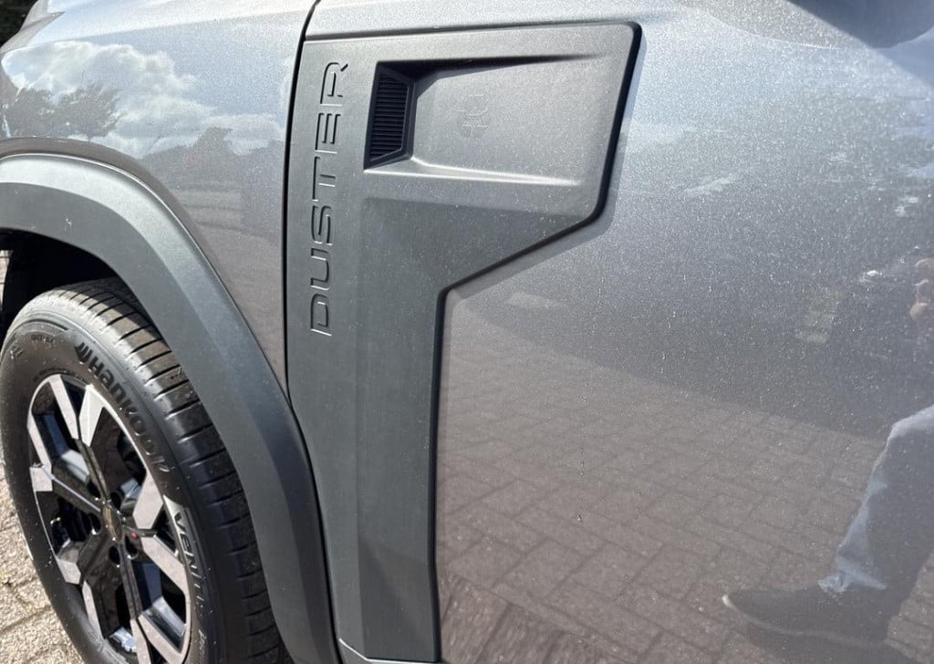 Dacia Duster 1.6 hybrid 140 extreme - demo