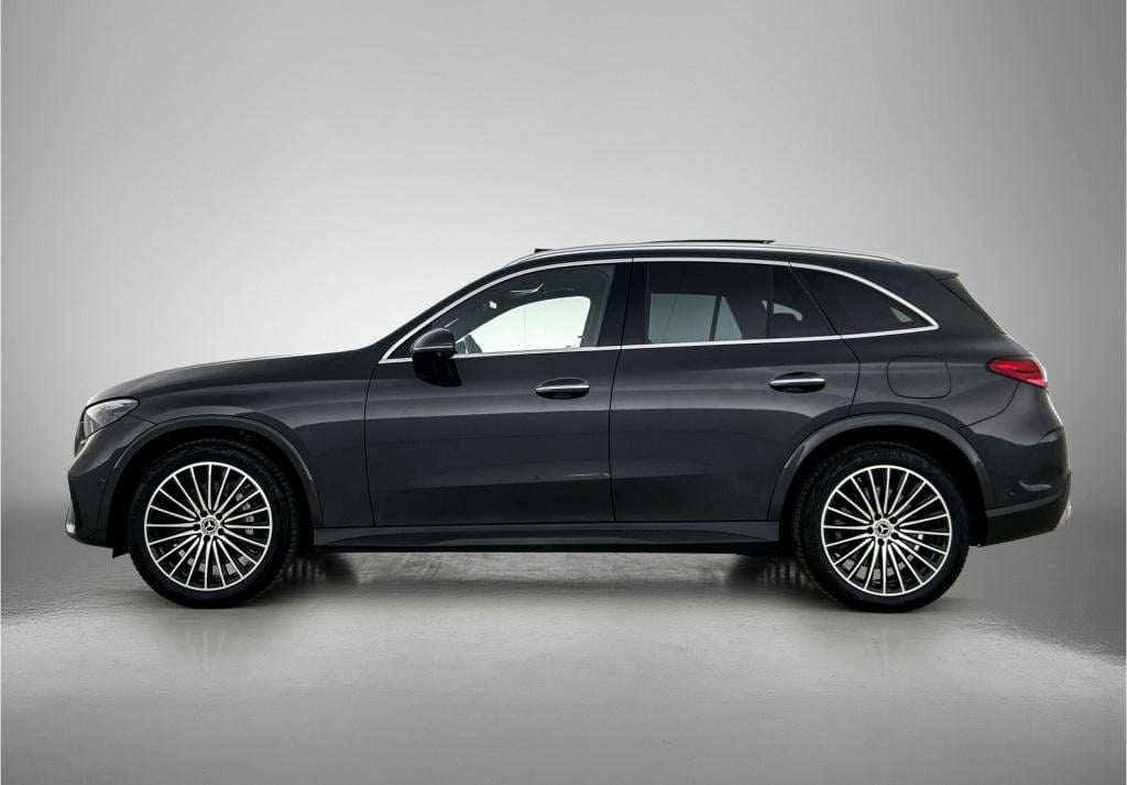 Mercedes-Benz Glc 300e 4matic amg plug-in hybride | panoramadak | trekhaak 