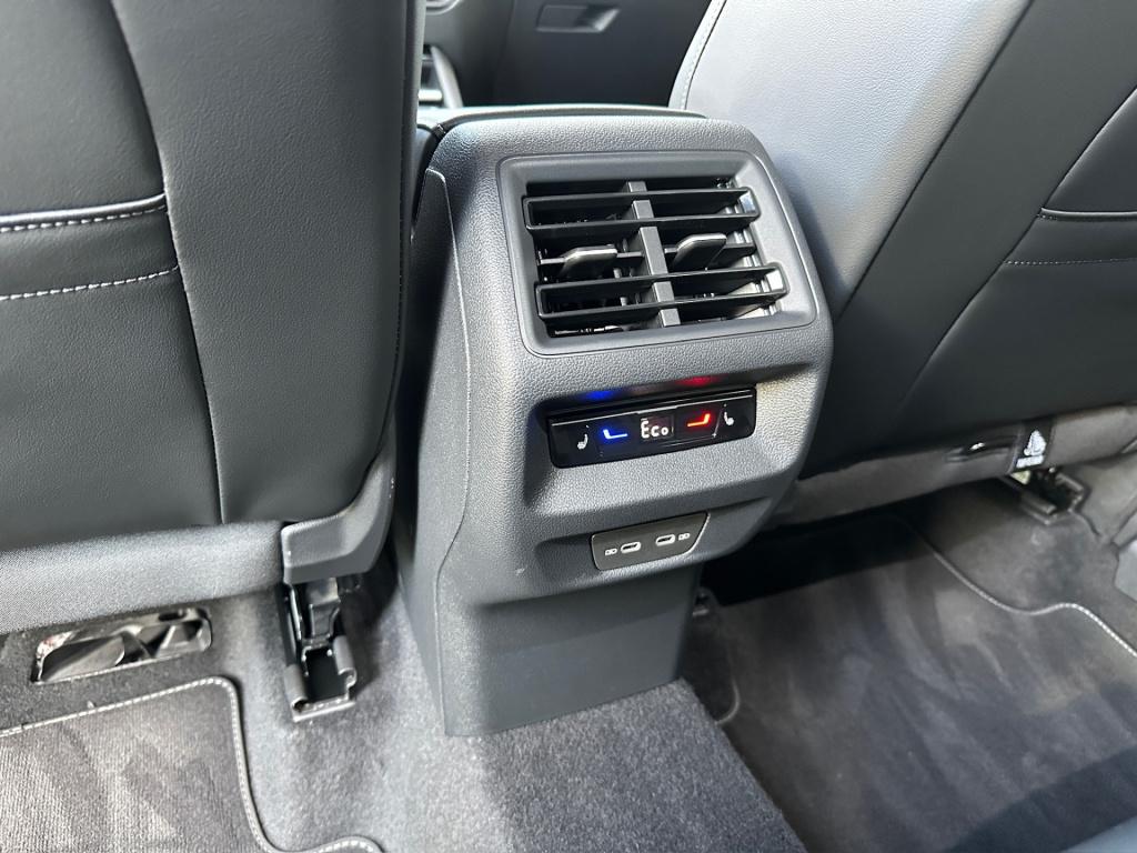 Volkswagen Tiguan 1.5 ehybrid r-line | black line | 360 camera | trekhaak |