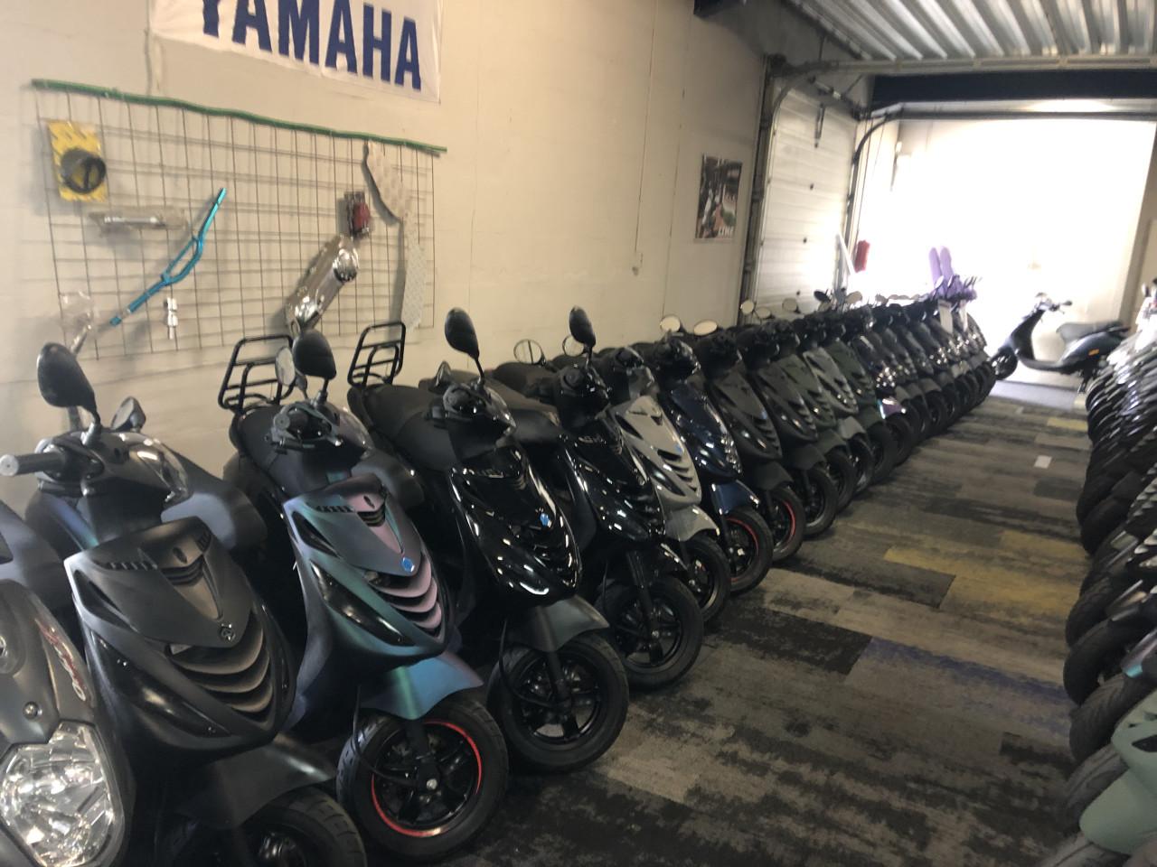 GROOTAANBOD: PIAGGIO ZIP 45KM BROM SPRINT AEROX SPEEDFIGHT 2t 4t