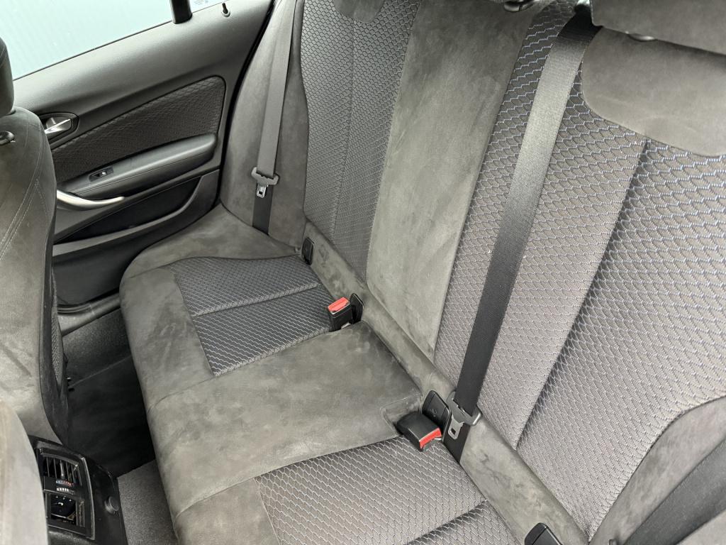 BMW 1 Serie 116i executive m-sportpakket 5-drs