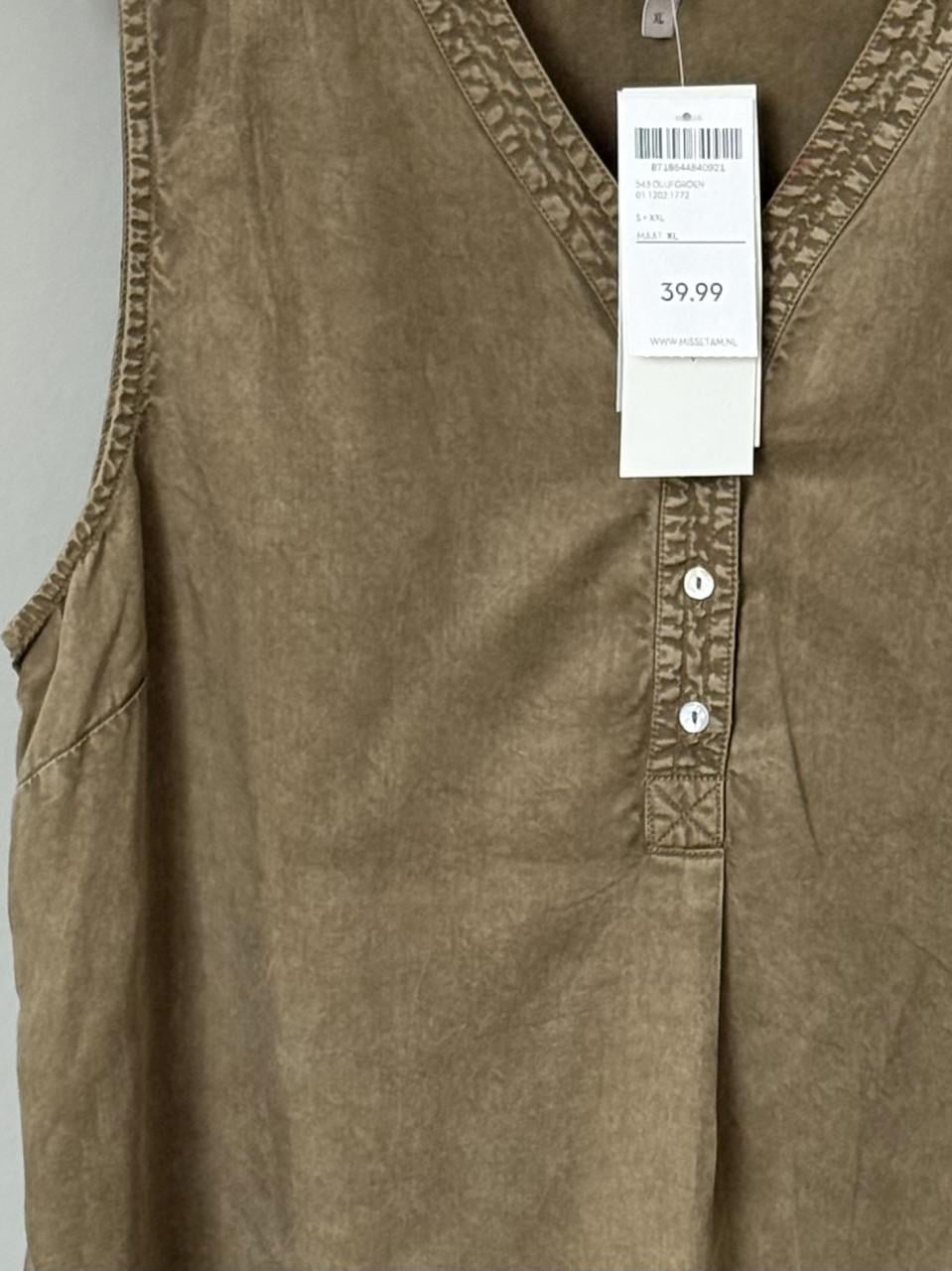 Splinternieuwe Tencel Tuniek/Blouse. Mt XL. Valt als 40/42. Kleine 44