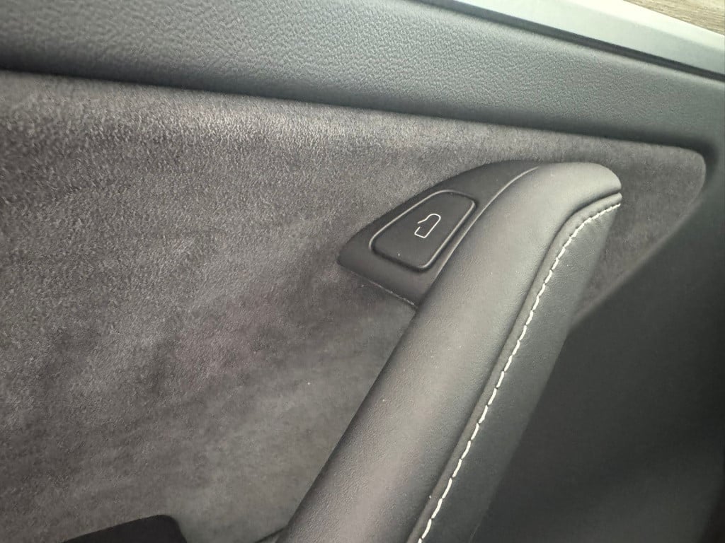 Tesla Model Y rwd 58 kwh