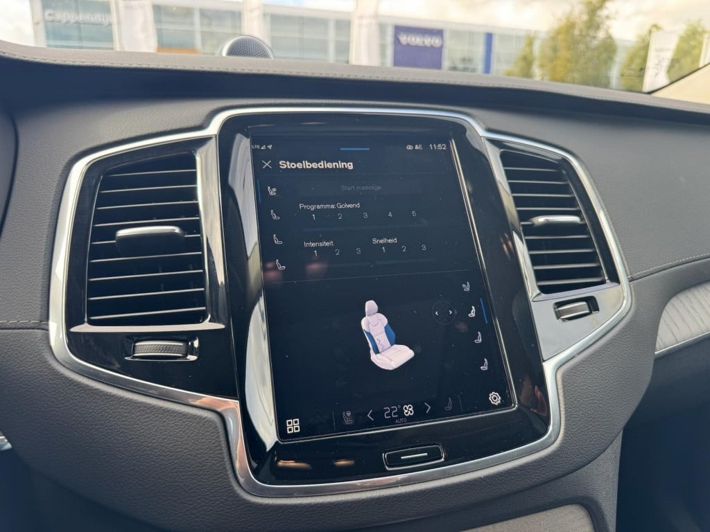 Volvo XC90 t8 455pk recharge ultra dark| full options!! b&w | luchtvering
