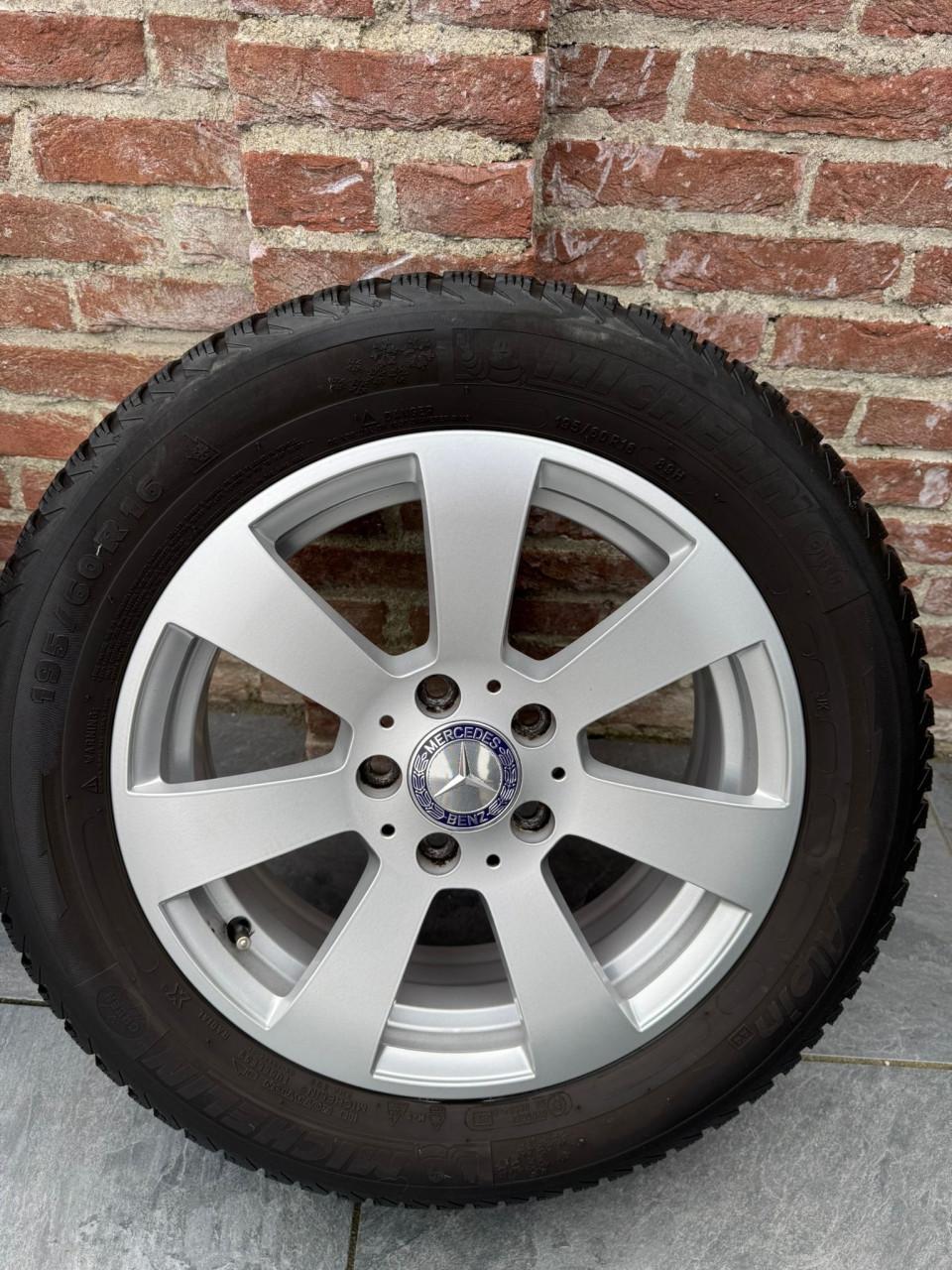 Orginele Mercedes C klas velgen