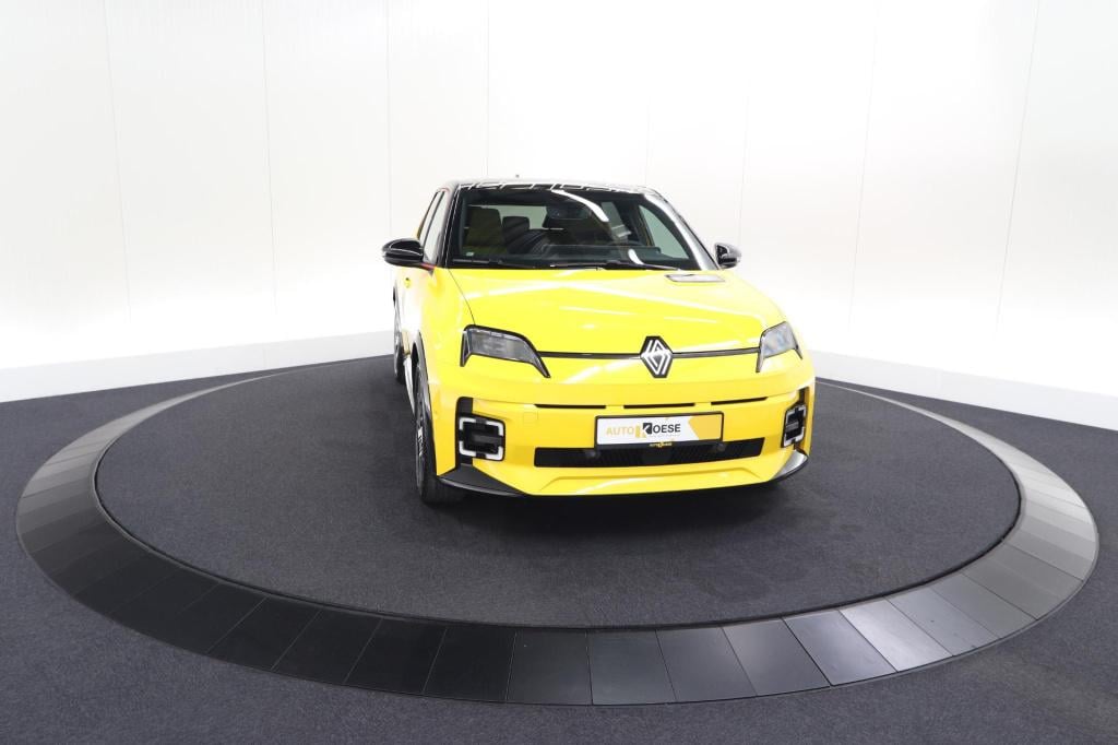 Renault 5 comfort range iconic cinq 52 kwh | 99,1% soh | adaptieve cruise c