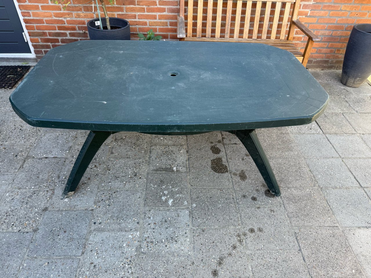 Gratis af te halen tuintafel