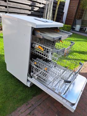 Miele losstaande vaatwasser G7100 sc