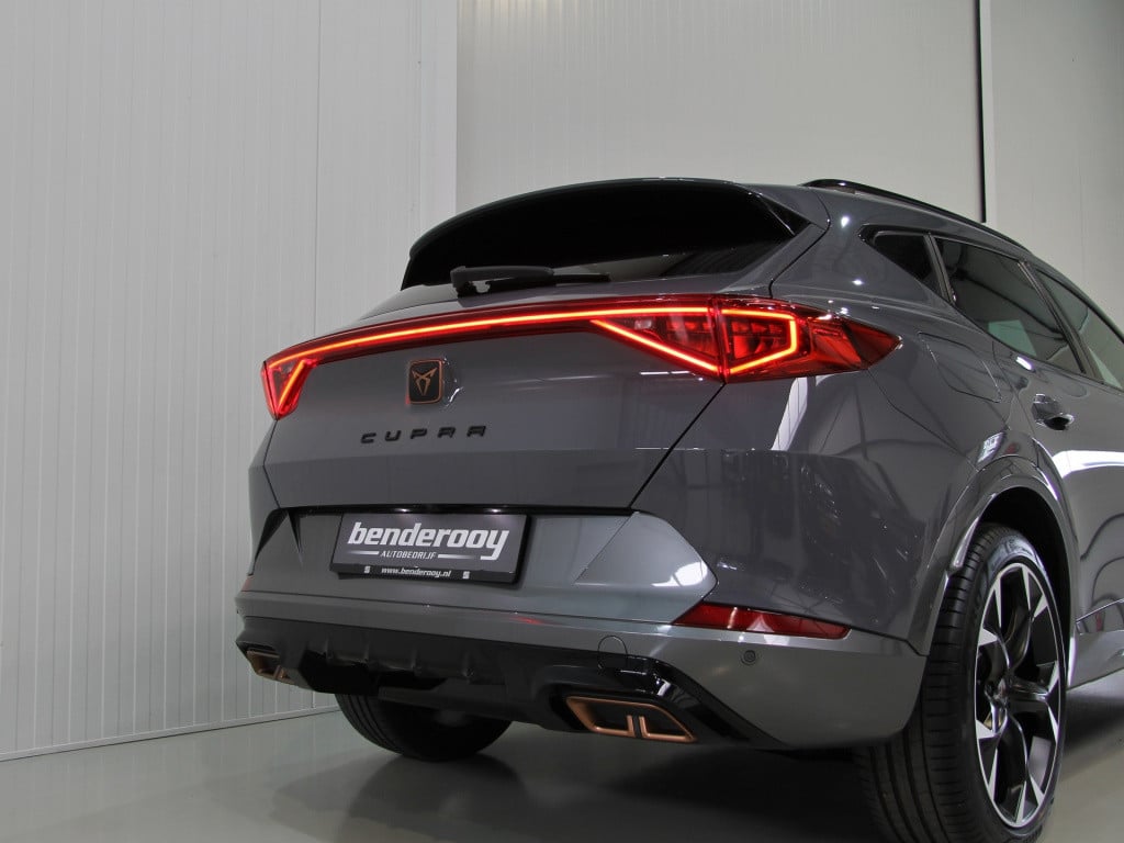 Cupra Formentor 1.4 e-hybrid 245pk | acc | 360 graden camera | trekhaak