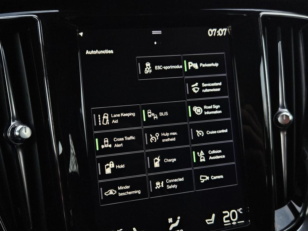 Volvo V60 2.0 t8 twin engine awd inscription | pano | elek. trekhaak