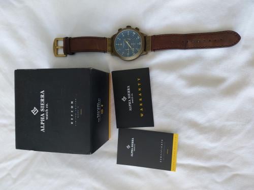 Horloge alpha Sierra defcon