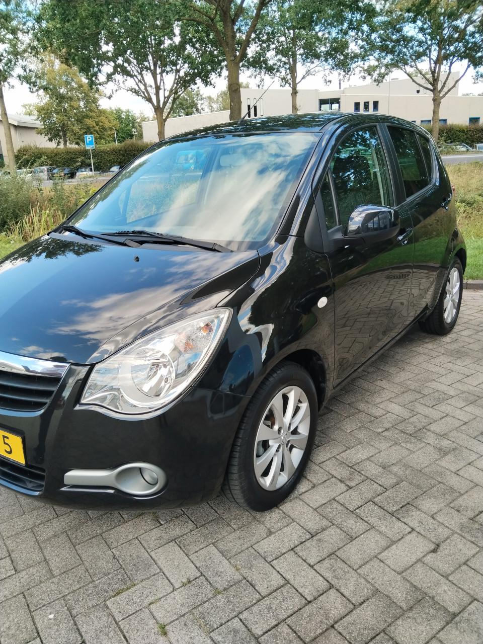 Opel Agila Berlín 1.0 jaar 2015