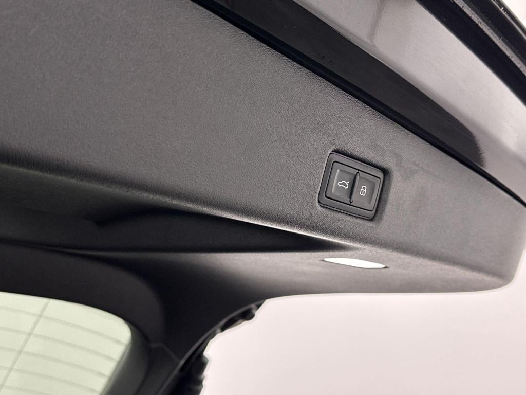 Audi Q5 sportback s edition competition e-hybrid 270 kw / 367 pk spo