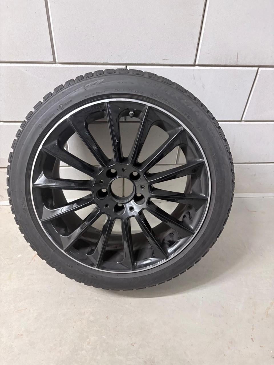 Mercedes A klasse W177 4x 18 inch velgen incl. Winterbanden