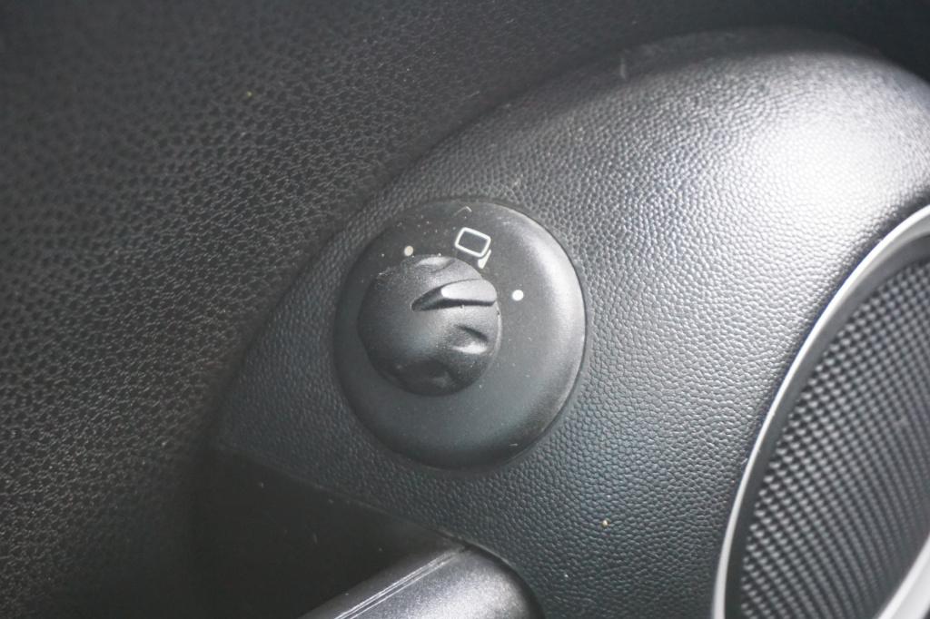 Mini One mini 1.4 airco / elektr. ramen / lm velgen