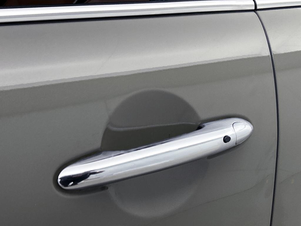 Mini Cooper mini 2.0 hammersmith | harman/kardon audio | schuidak | sfeerve