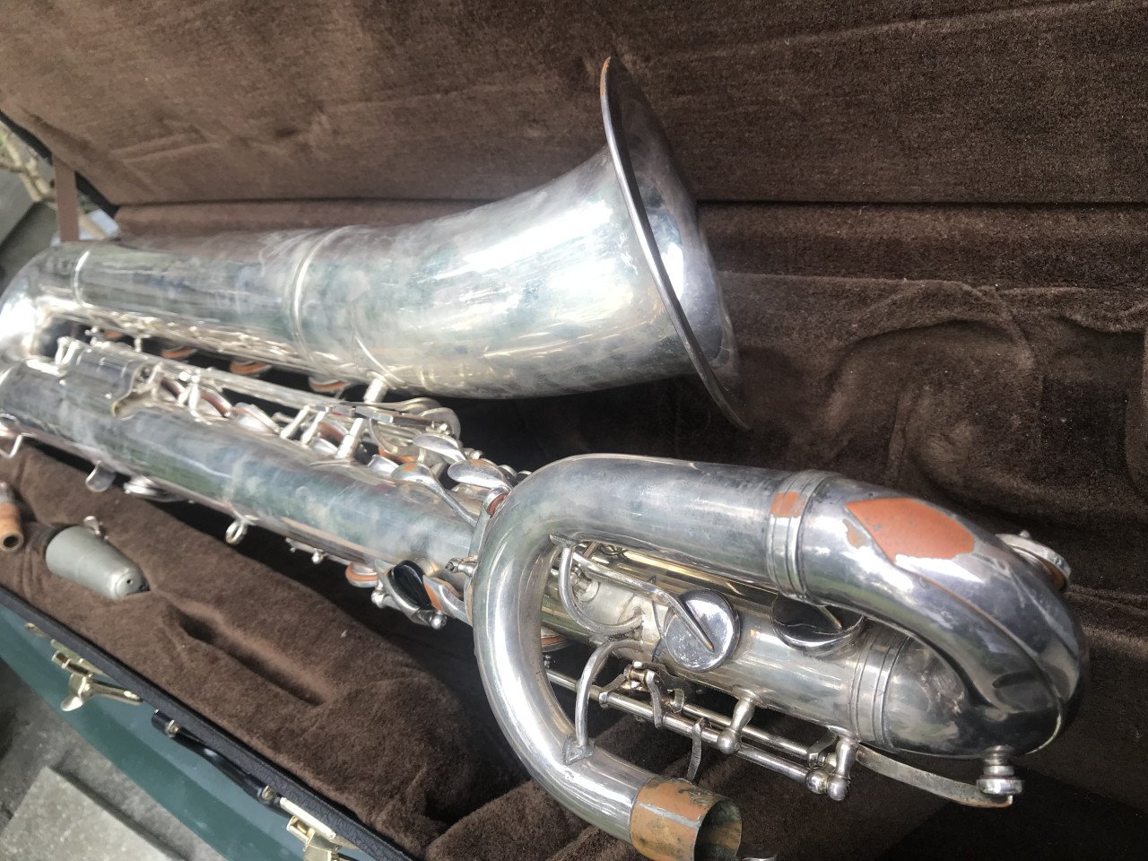 Bariton saxofoon,tot lage A,met koffer