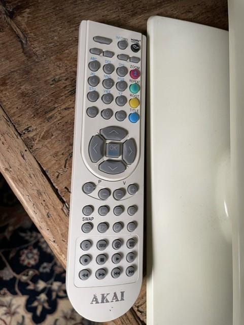 Televisie Akai ALED2405TWE - Led-tv/dvd-combo