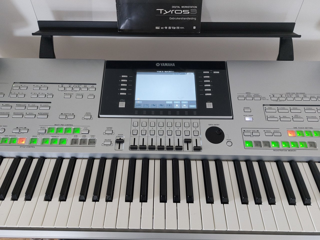Keyboard Yamaha Tyros 3