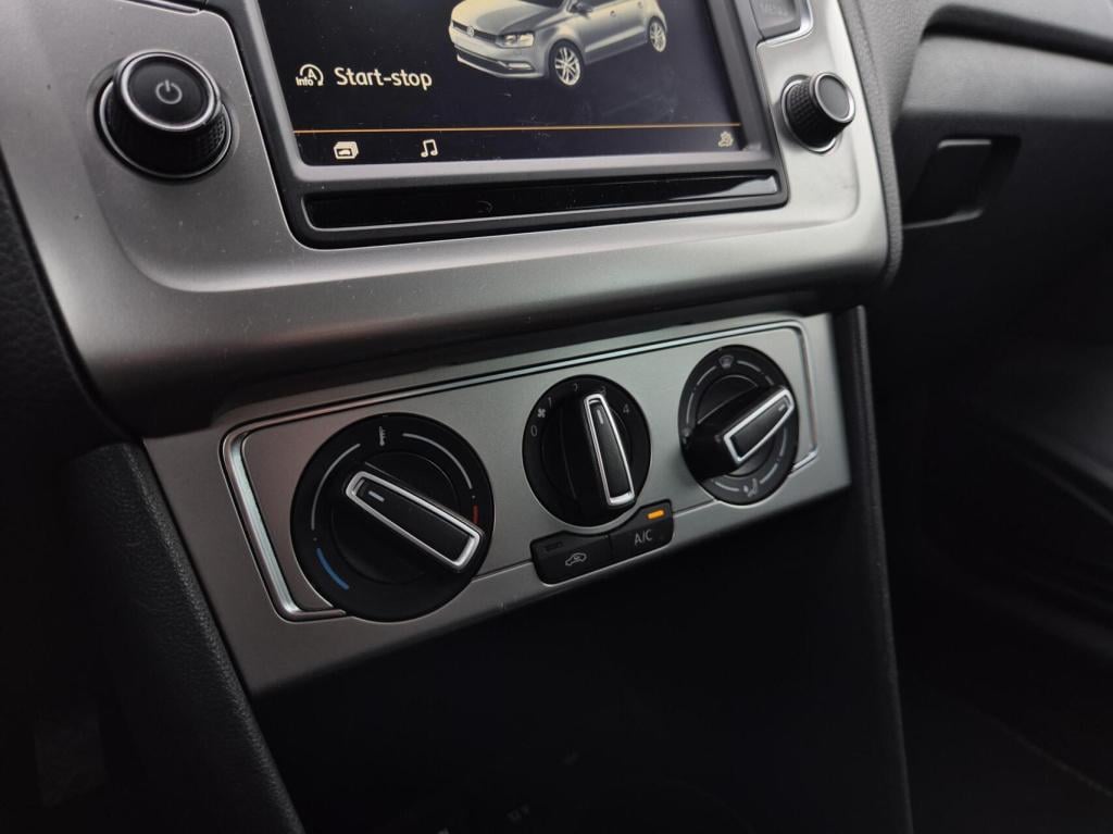 Volkswagen Polo 1.2 tsi comfortline / 5-deurs / airco / cruisecontrol / par