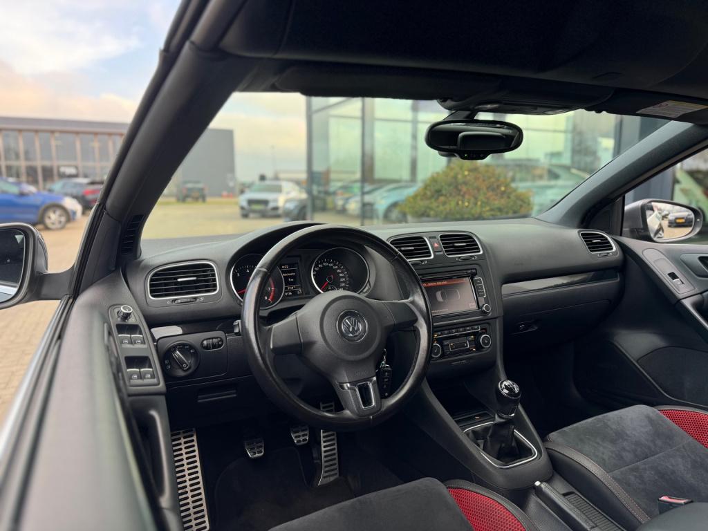 Volkswagen Golf cabriolet 1.2 tsi * stoelverwarming * clima * pdc 2x * wind