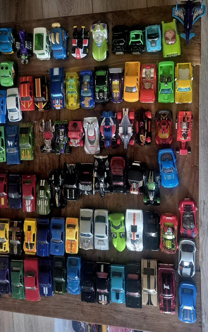 Hotwheels hotwheels hotwheels