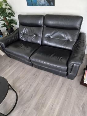 2 zits lederen elektrische relaxbank met usb.