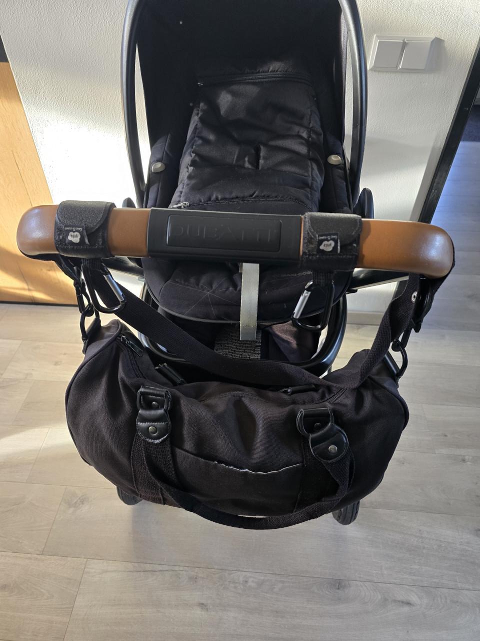 Dubatti kinderwagen + Maxi cosi en alle accessoires