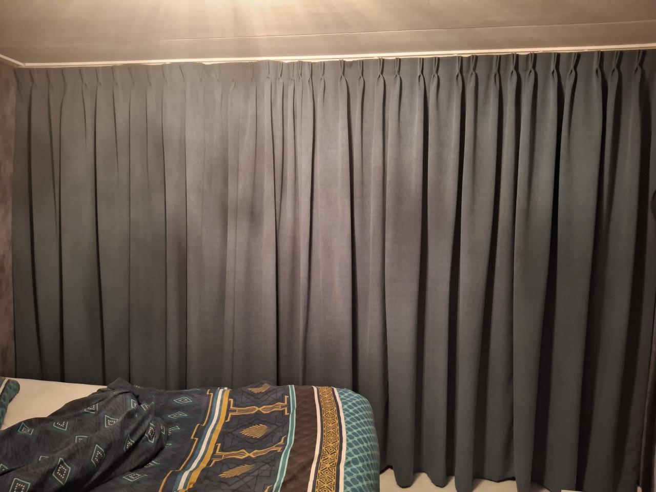 Over gordijnen groen 3 stuks