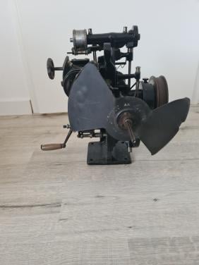 Oude 36 mm filmprojector onderdeel