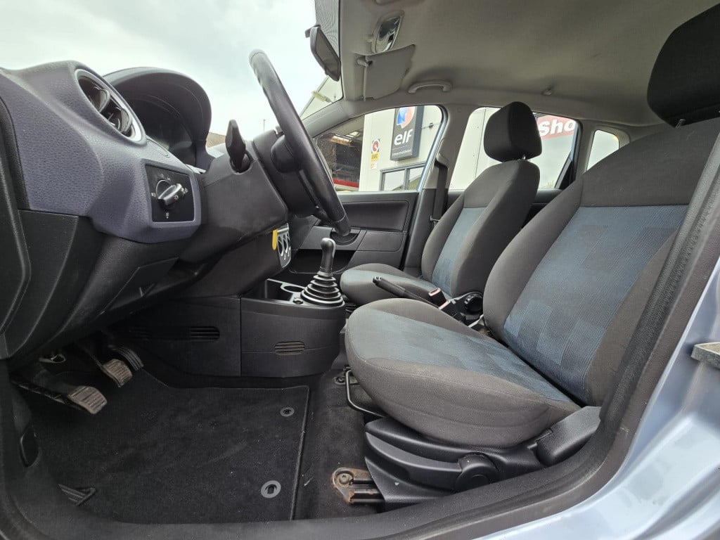 Ford Fiesta 1.6-16v futura 38.000km! 1e eigenaar!