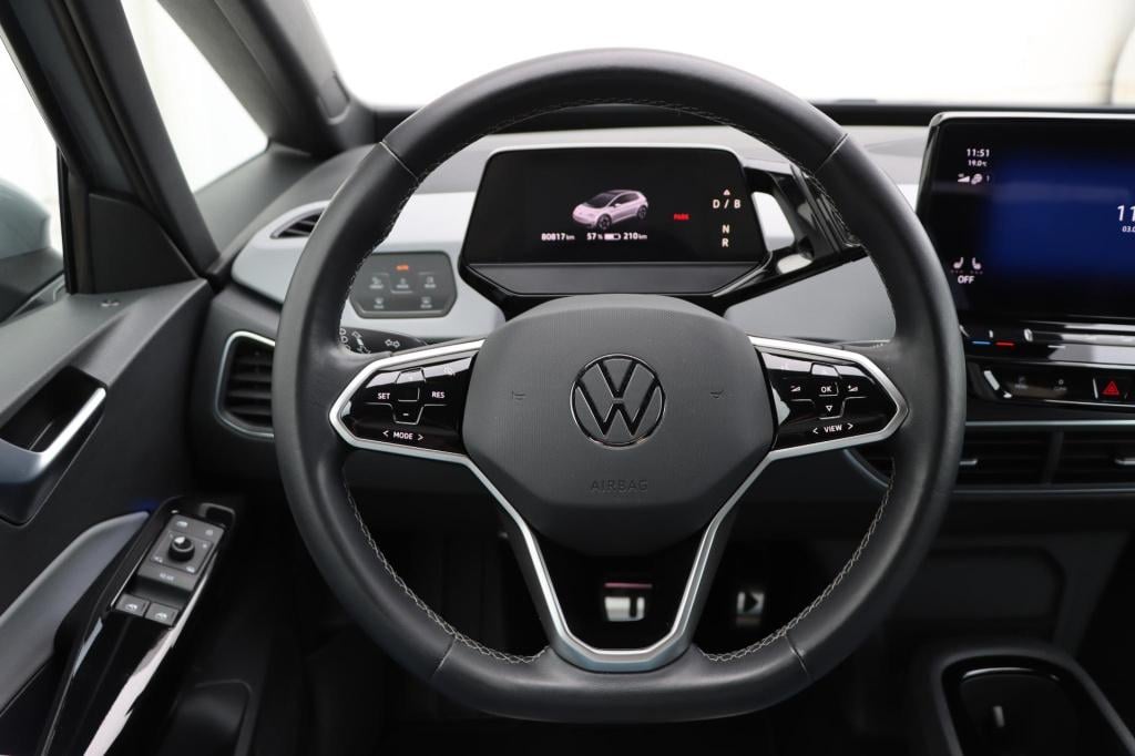 Volkswagen Id.3 pro 58 kwh | soh 94,9% |