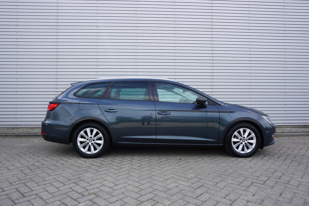 Seat Leon st 1.0 ecotsi style business intense automaat - climate / navi / 