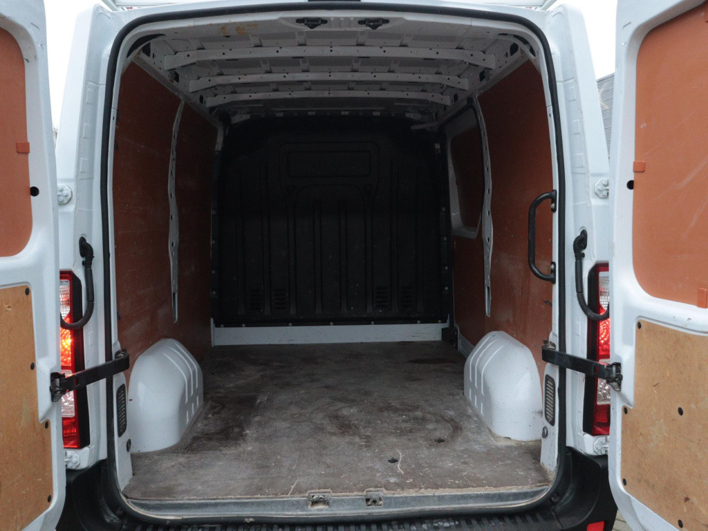 Opel Movano 2.3 turbo l1h1 | navigatie | camera | climate control | imperia