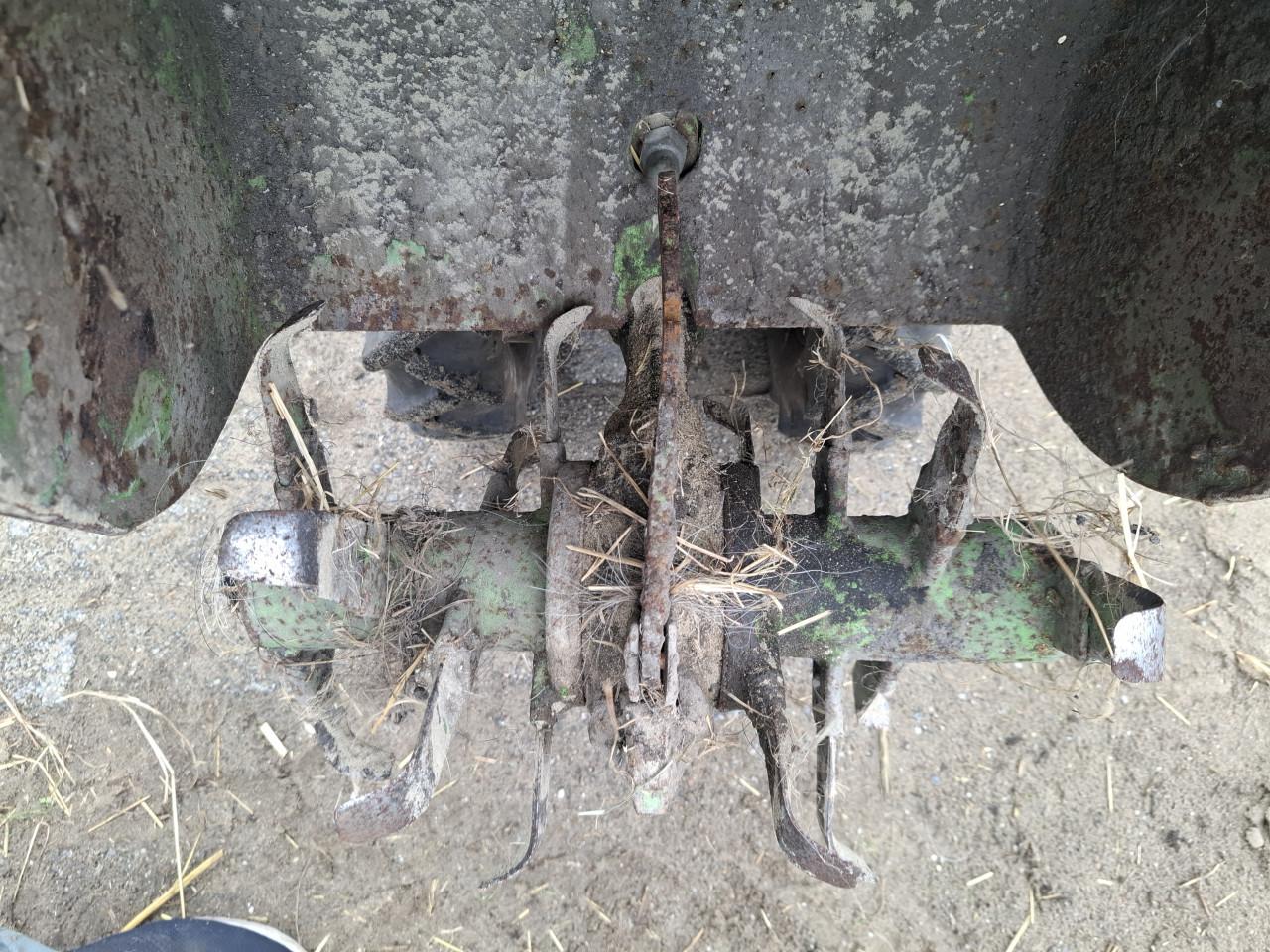 Agria 2400 tuinfrees