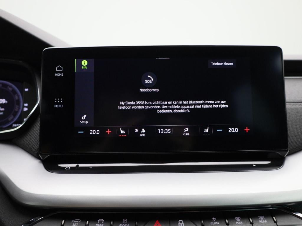 Skoda Octavia combi 1.5 tsi first edition | virtual cockpit | parkeer senso