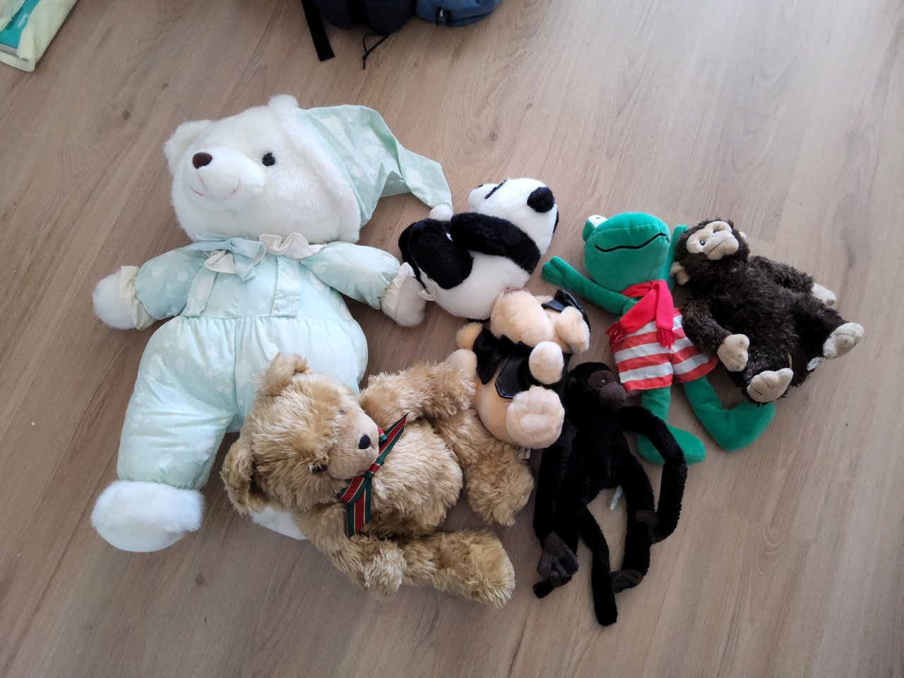 KNUFFELS